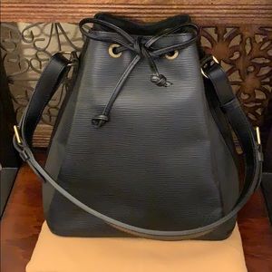 Louis Vuitton Black Epi Petit Noe handbag